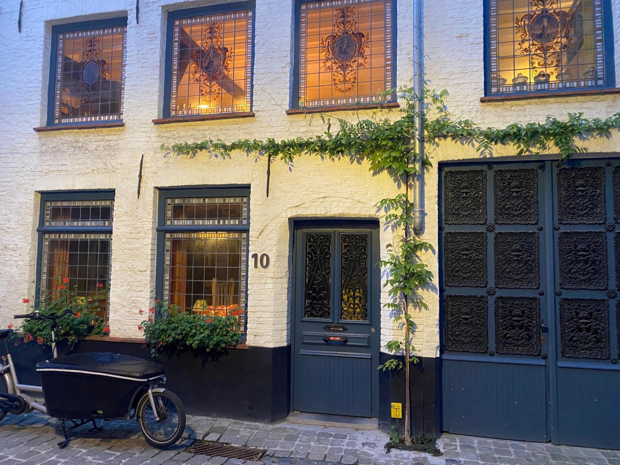 Huyze Peerdenbrugghe Bed & Breakfast Brugge Eksteriør bilde